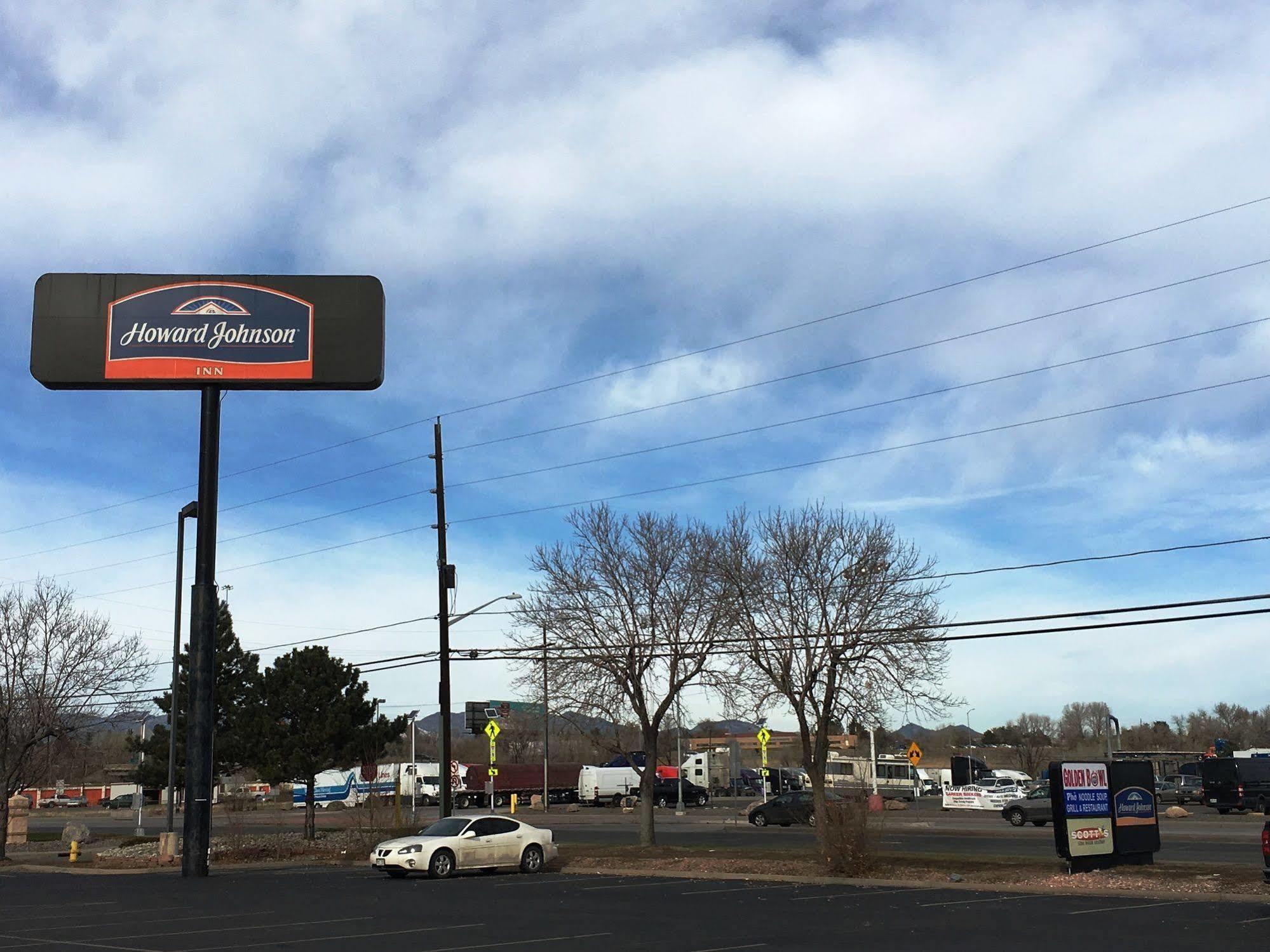 Howard Johnson By Wyndham Denver West Wheat Ridge Exterior foto